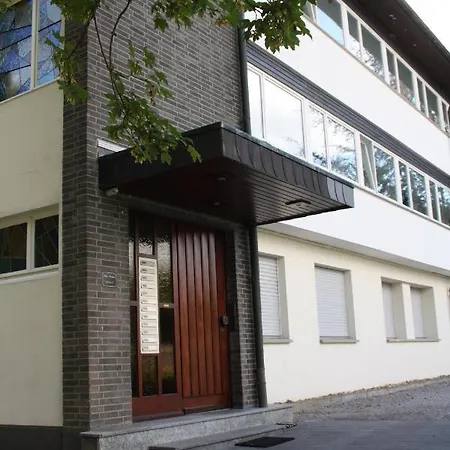 Lägenhet Ferienwohnung Am Itterbach